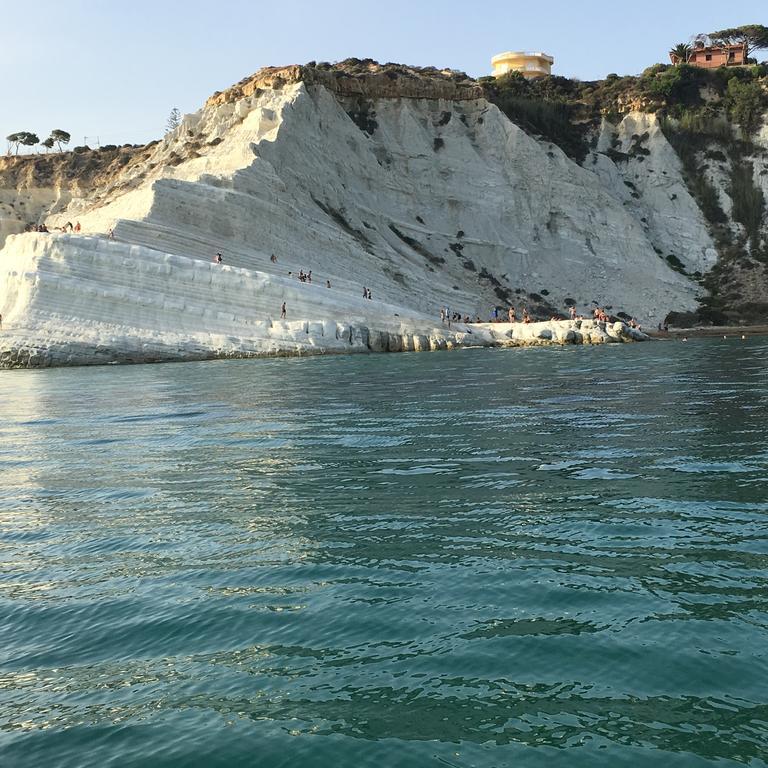 Casa Vacanza Scala Dei Turchi Realmonte Exterior photo